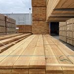 Ca. 168x Douglas planken fijnbezaagd 25x150mm, lengte 500cm